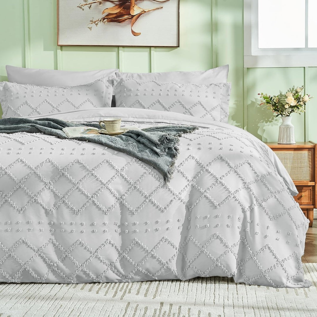 NEW! Boho Tufted Microfiber Duvet Cover Set - Queen (80" x 87") -Light Grey