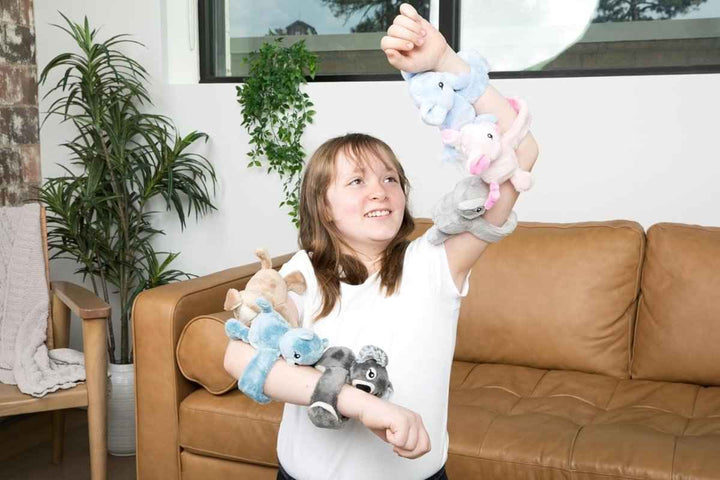 NEW ! HUGIMALS Hug Babies