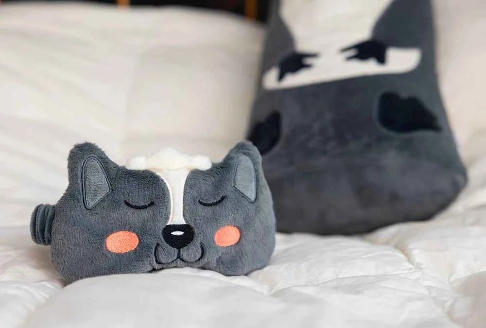 NEW! Manimo® Sleepies™ Sleep Mask – Calming Light - Blocking Mask for Kids - Pétunia the Skunk - 