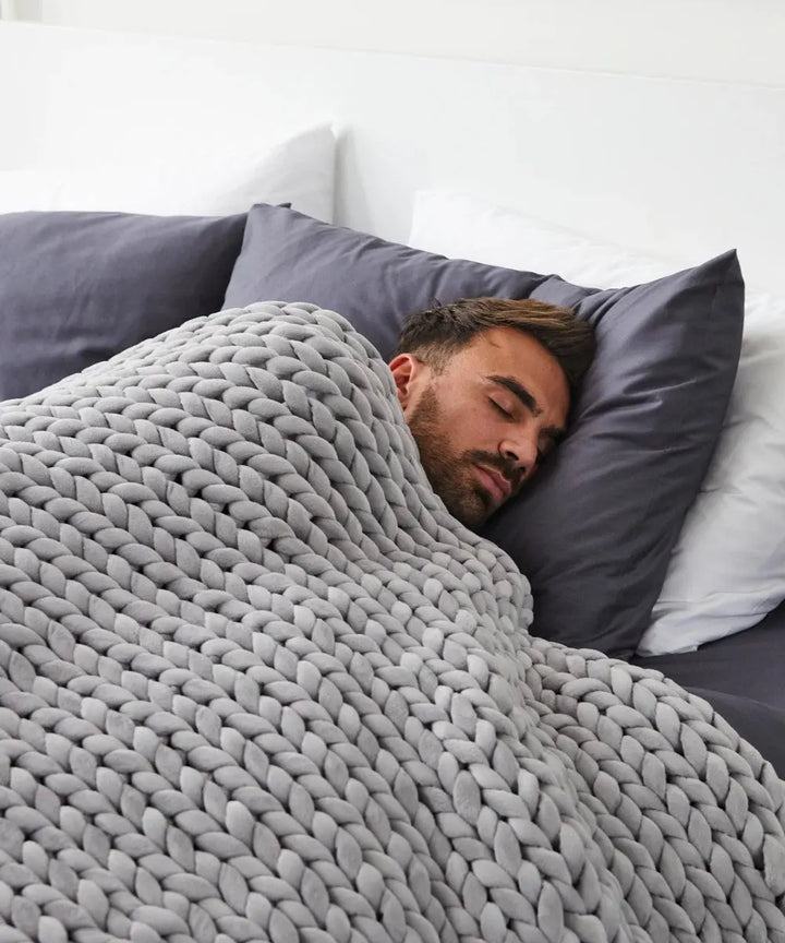 KNIT COUVERTURE LESTÉE APAISANTE - rafraîchissante Couverture lestée apaisante made from Organic coton - 42x72 15 lbs ou 60x80 20 lbs - Plusieurs couleurs disponibles - Asteroid Gris (Dark Gris-42'' x 72''15 lbs