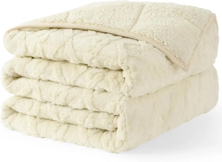 SHERPA COUVERTURE LESTÉE APAISANTE - Nouveau ! - 48'' x 72'' -Crème